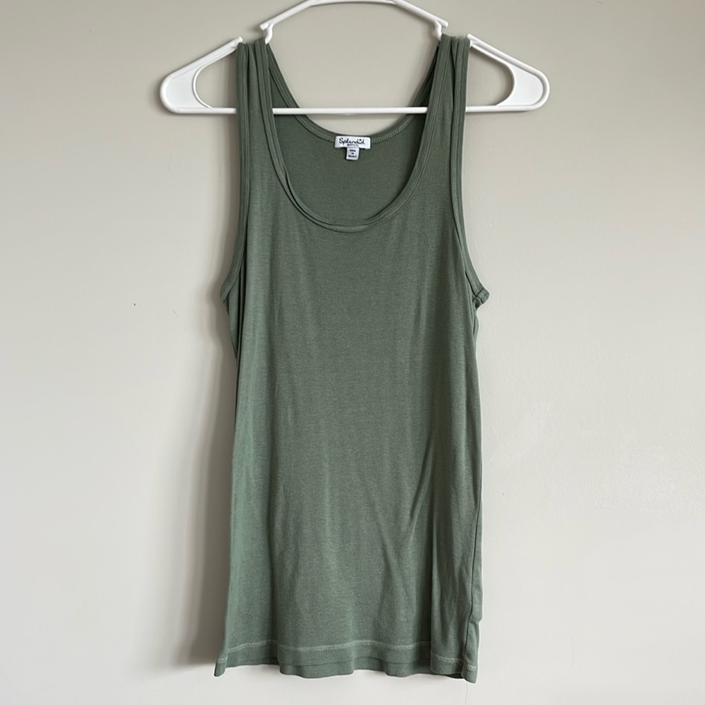 Splendid classic tank scoop neck